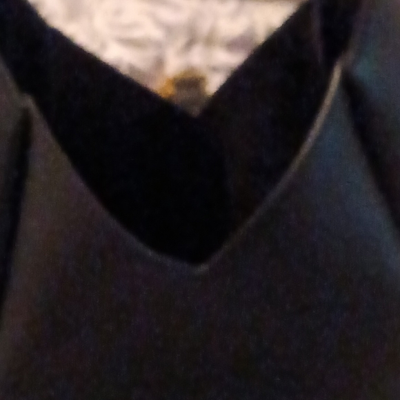 Handbag - Picture 2 of 5